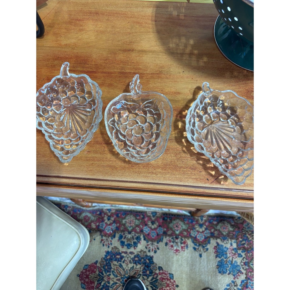 Vintage Clear Pressed Glass Fruit Trinket Dishes Set of 3 Grapes and Strawberry